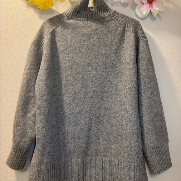 H&M Gray Ribbed Mock Neck Sweater - Picture 6 of 10